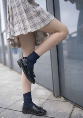 很很日_BD免费播放